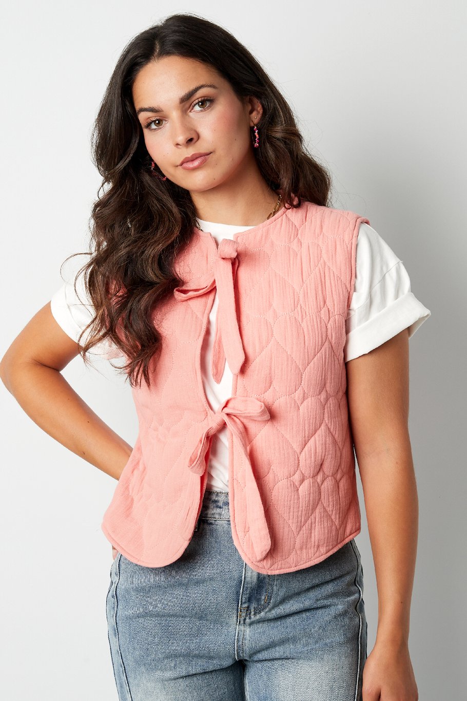 Waistcoat with bows - beige Picture3